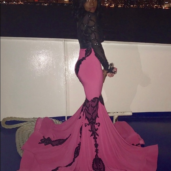 Evening gown - Picture 2 of 3